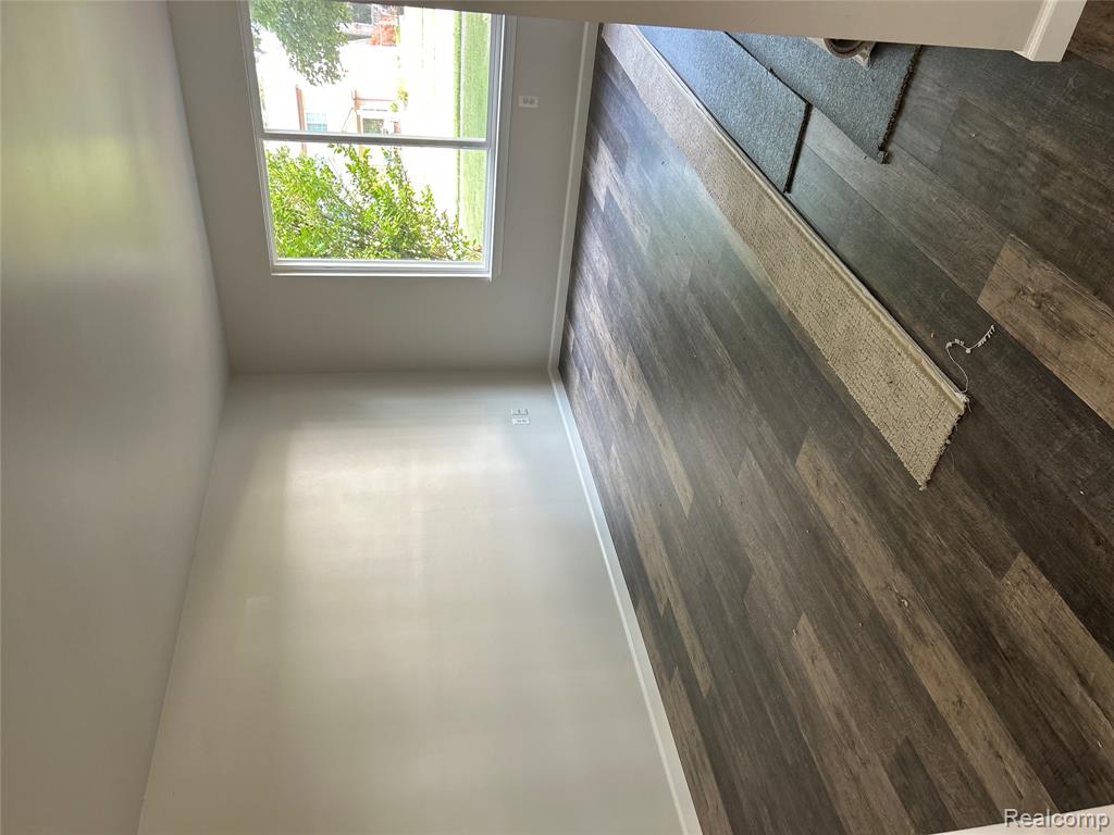 6166 Mulberry Drive, Sterling Heights, MI 48314 — Photo 2