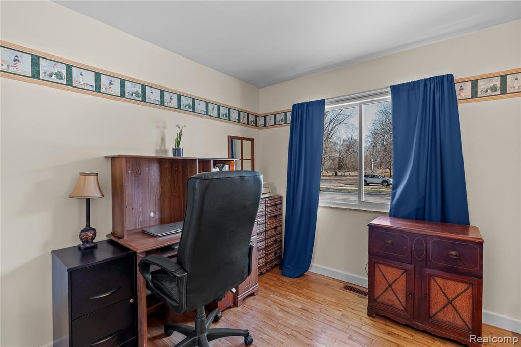5354 Winshall Drive, Swartz Creek, MI 48473 — Photo 24