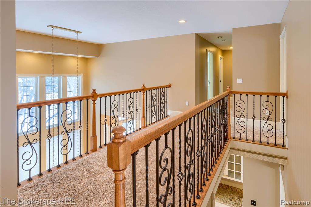 5475 Woodfield Parkway, Grand Blanc, MI 48439 — Photo 50