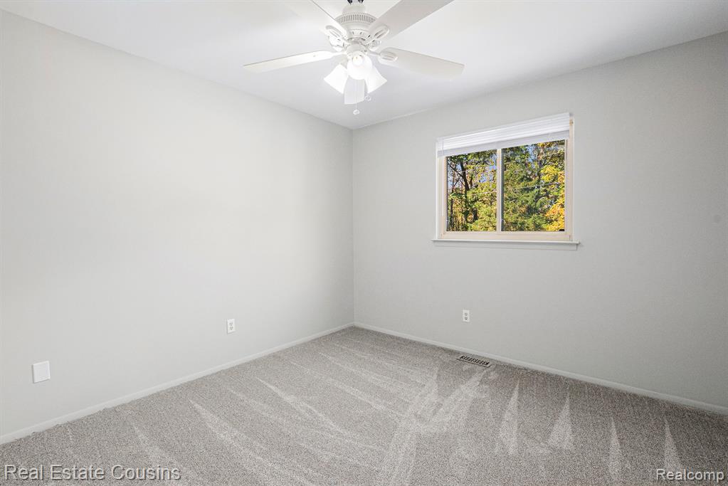 8351 Lange Road, Fowlerville, MI 48836 — Photo 20