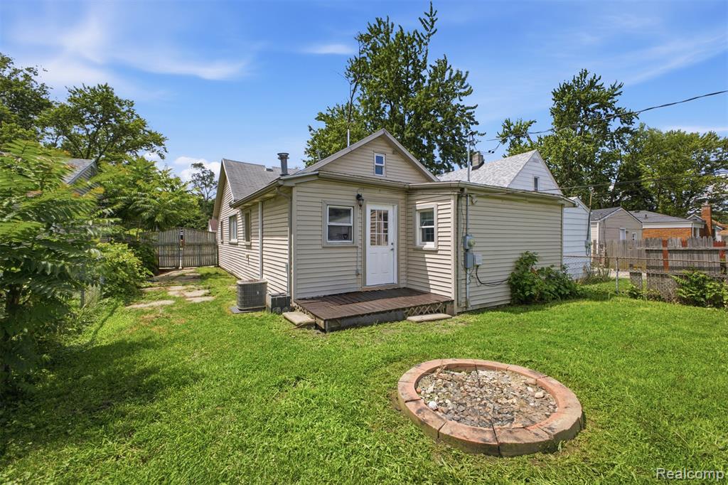 5921 Oldham Street, Taylor, MI 48180 — Photo 29