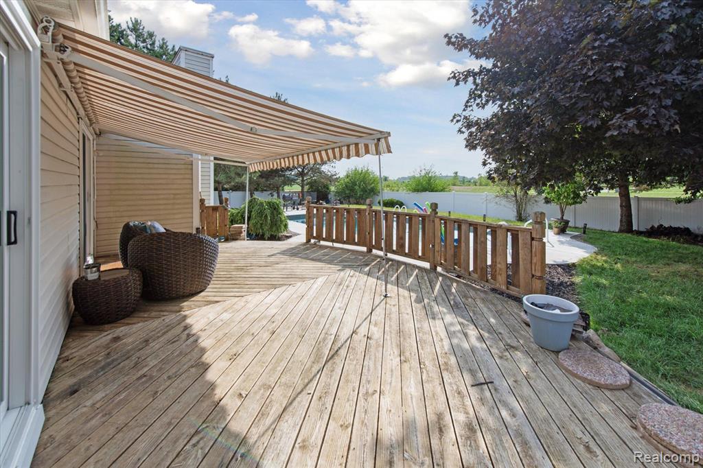 810 CARRINGTON Boulevard, Monroe, MI 48161 — Photo 64