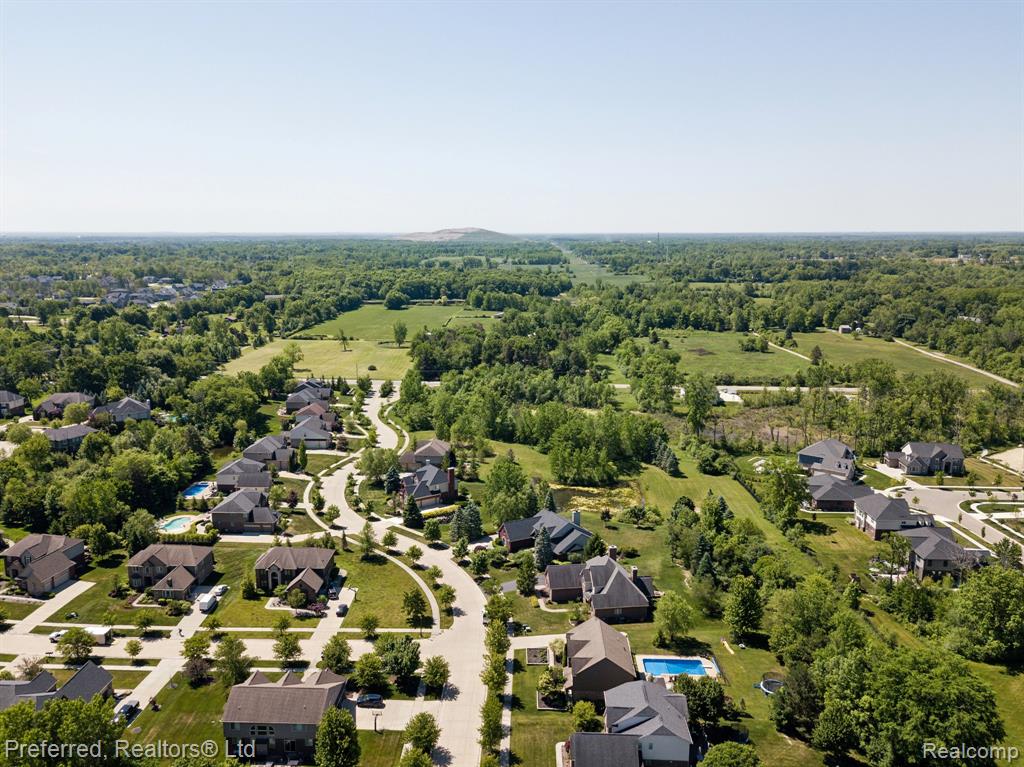 22751 St James Drive, Northville, MI 48167 — Photo 47