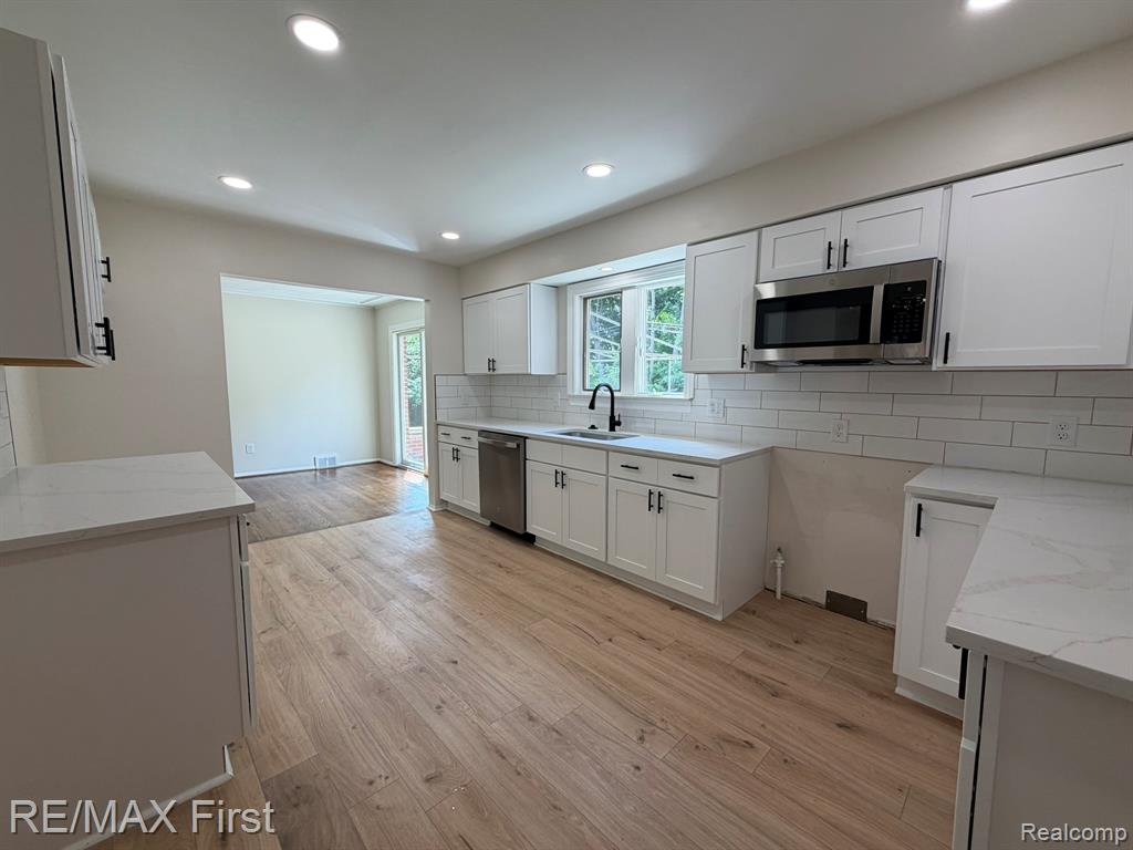 23736 Kim Drive, Clinton Twp, MI 48035 — Photo 8