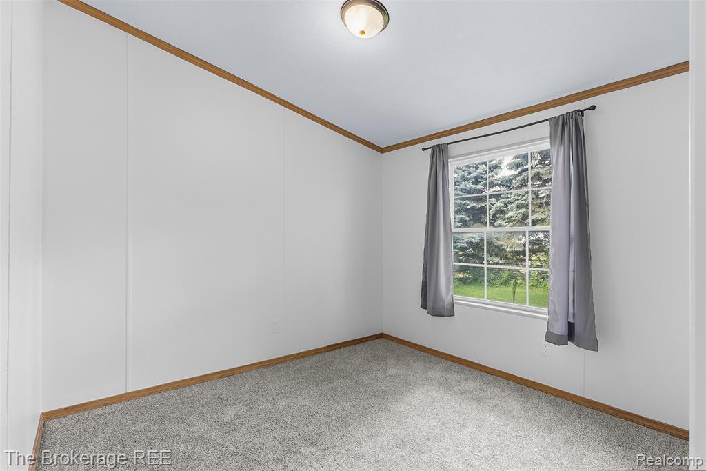 6829 West Street, North Branch, MI 48461 — Photo 17