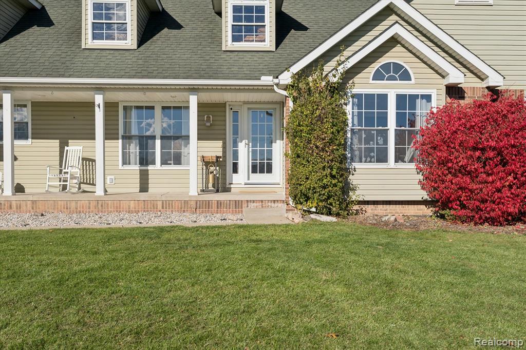 11051 Meadowview Drive, Goodrich Vlg, MI — Photo 6