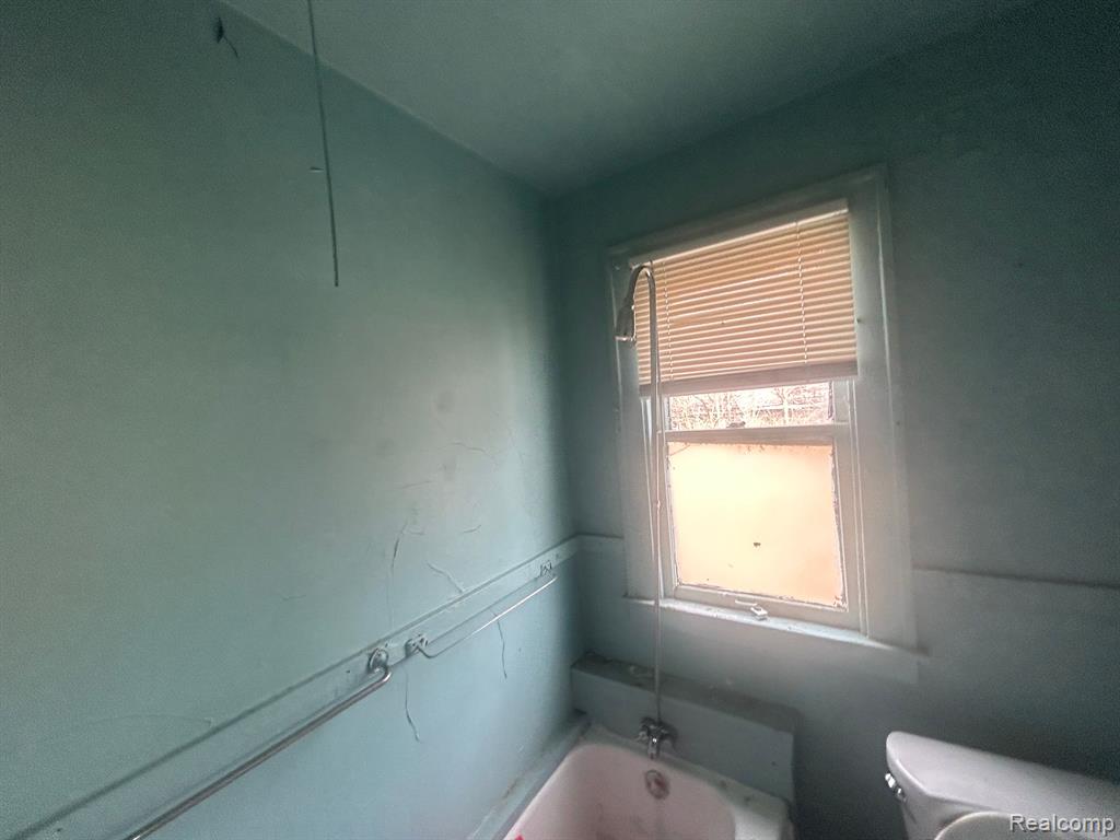 4548 COOPER Street, Detroit, MI 48214 — Photo 54