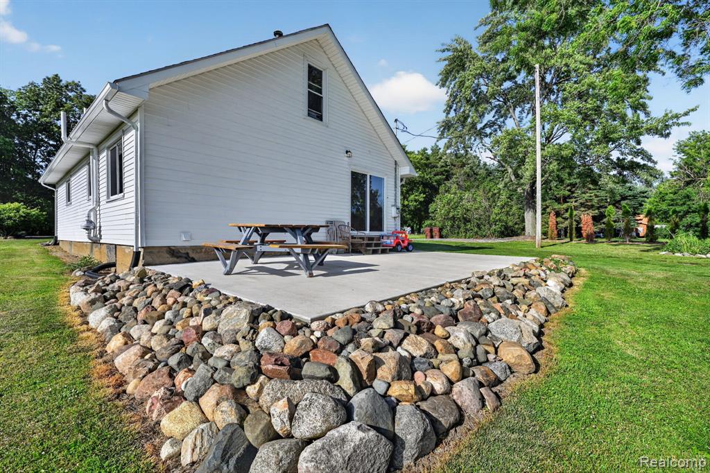 3658 Newburg Road, Bancroft, MI 48414 — Photo 39