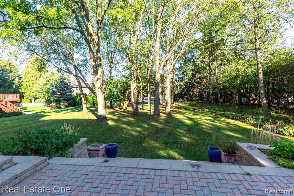5538 CLEARVIEW Drive, Troy, MI 48098 — Photo 61