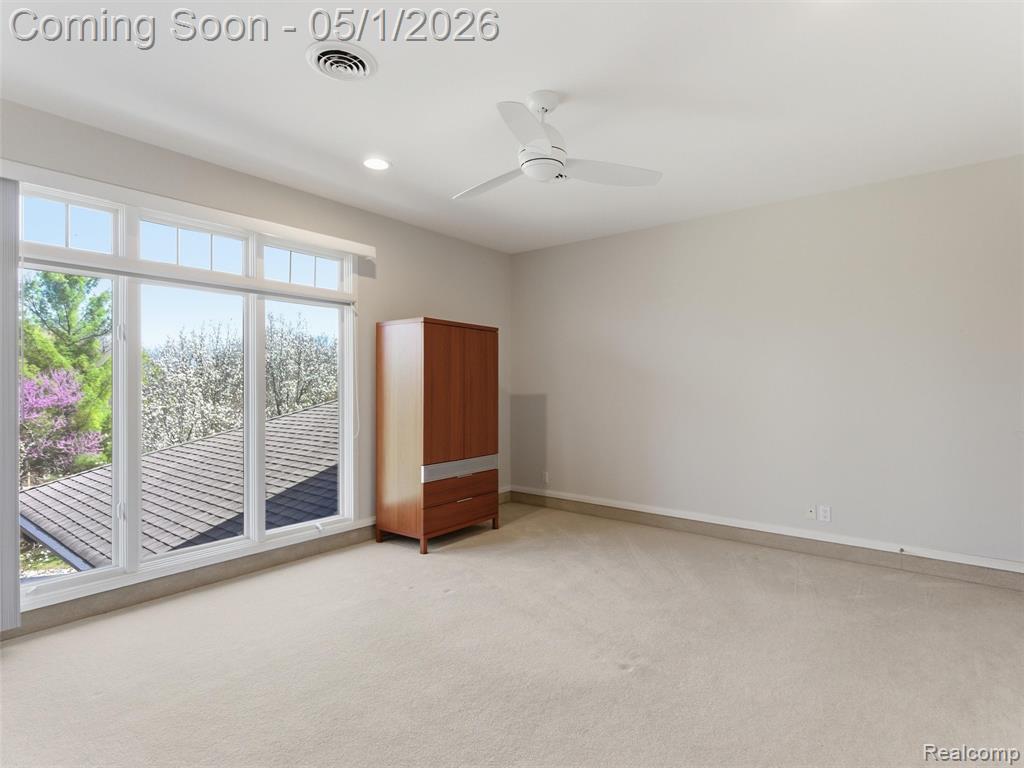 8390 Warwick Groves Court, Grand Blanc, MI 48439 — Photo 51