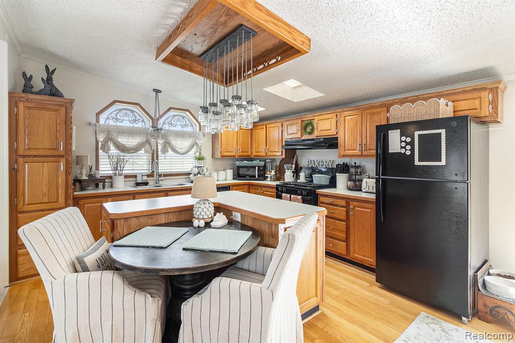 13541 Austin Court, Hartland, MI 48353 — Photo 5