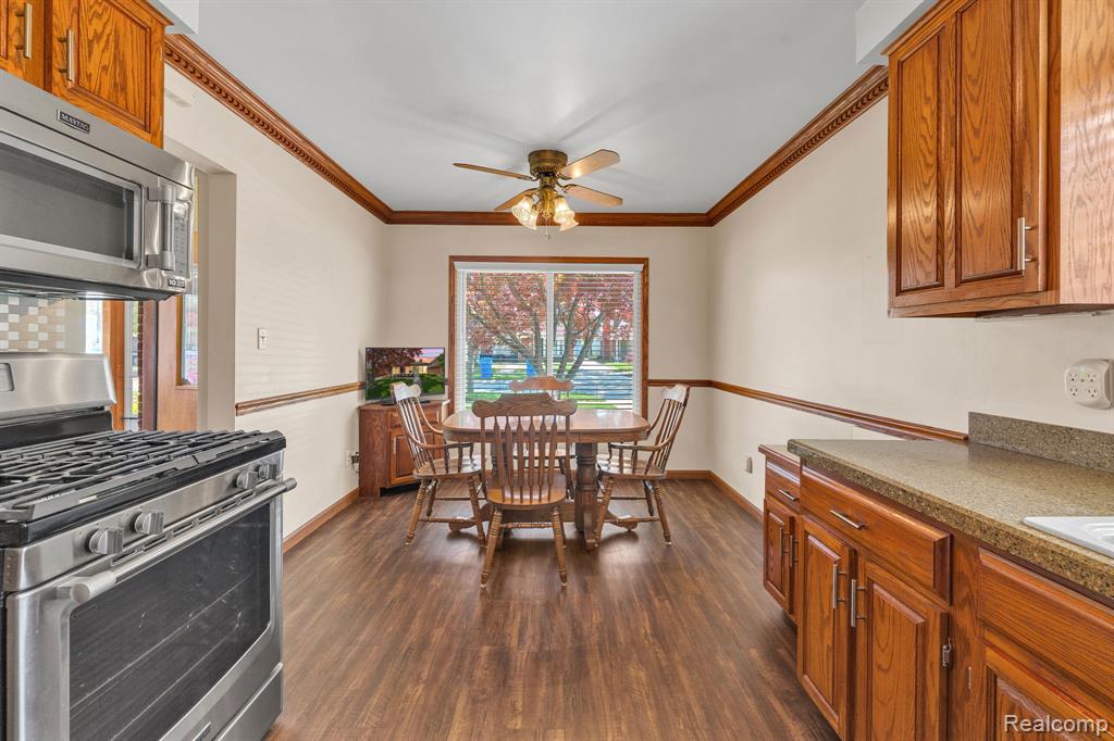 5725 Burger Street, Dearborn Heights, MI 48127 — Photo 13