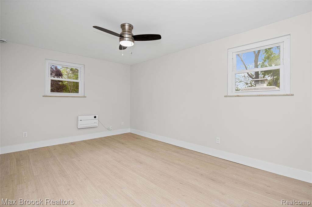1874 Hopkins Drive, Wixom, MI 48393 — Photo 28