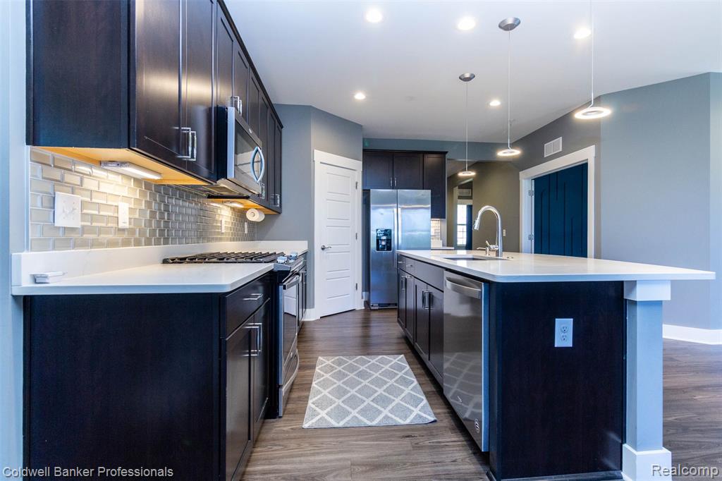 50047 Norfolk Court, Canton, MI 48188 — Photo 16