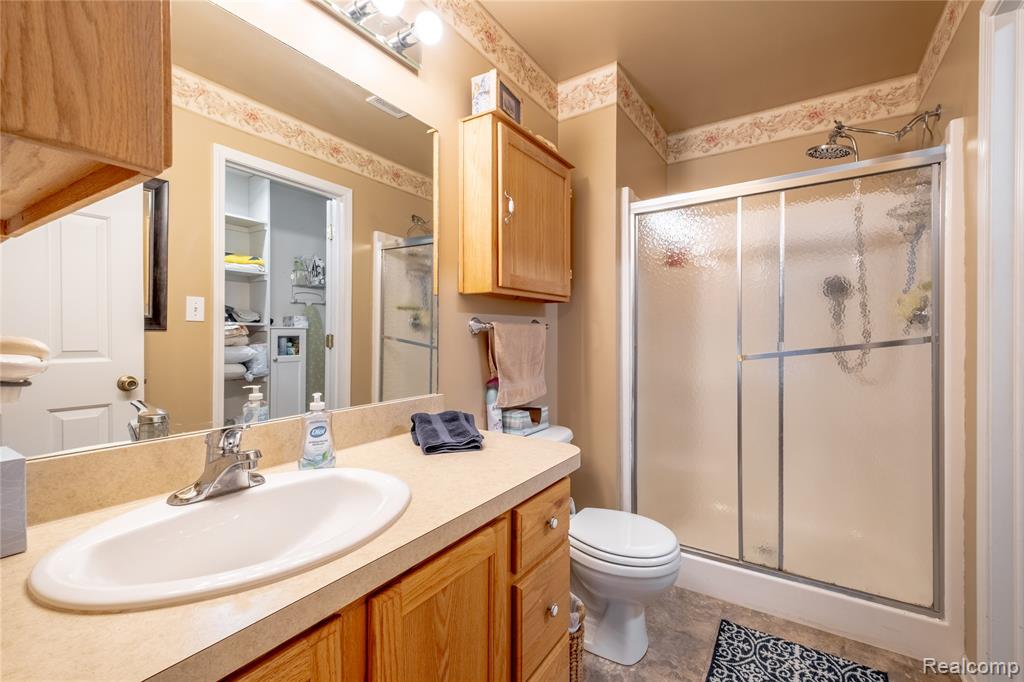 9006 Spring Brook Circle, Davison, MI 48423 — Photo 17