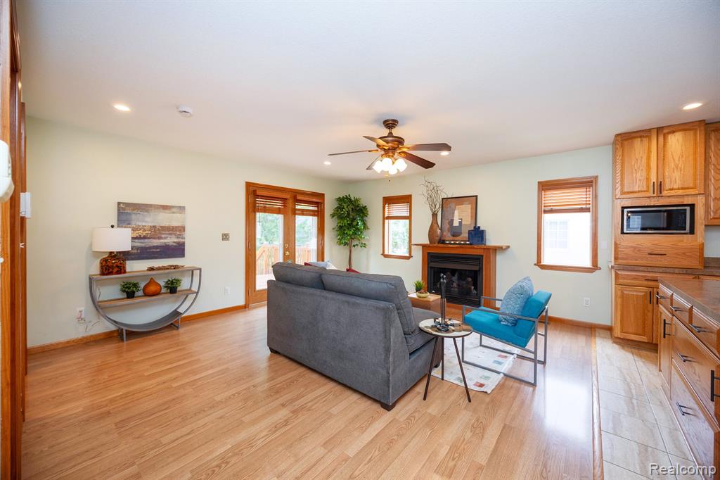 2540 SOUTHLAWN Street, Ypsilanti, MI 48197 — Photo 49