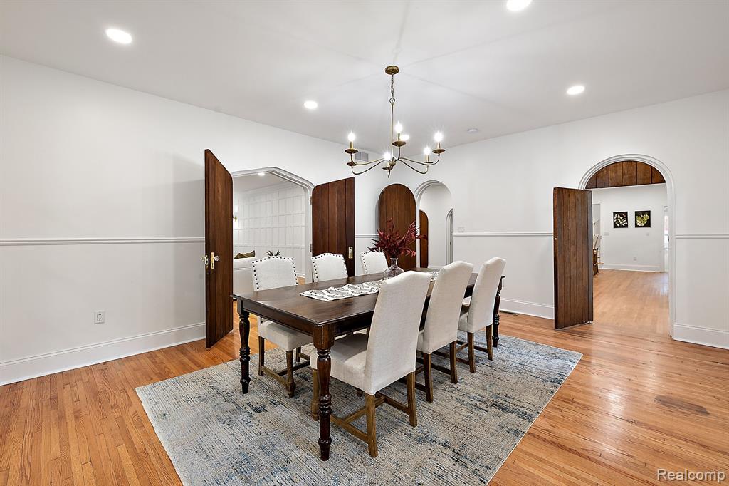 360 Lodge Drive, Detroit, MI 48214 — Photo 24