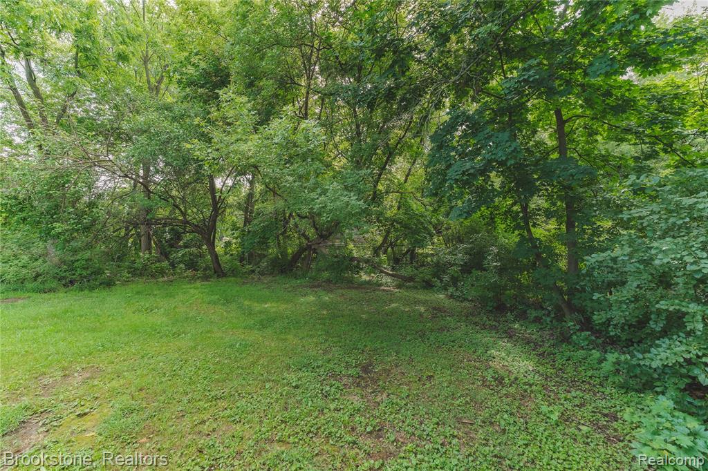 62 Court Street, Pontiac, MI 48342 — Photo 24