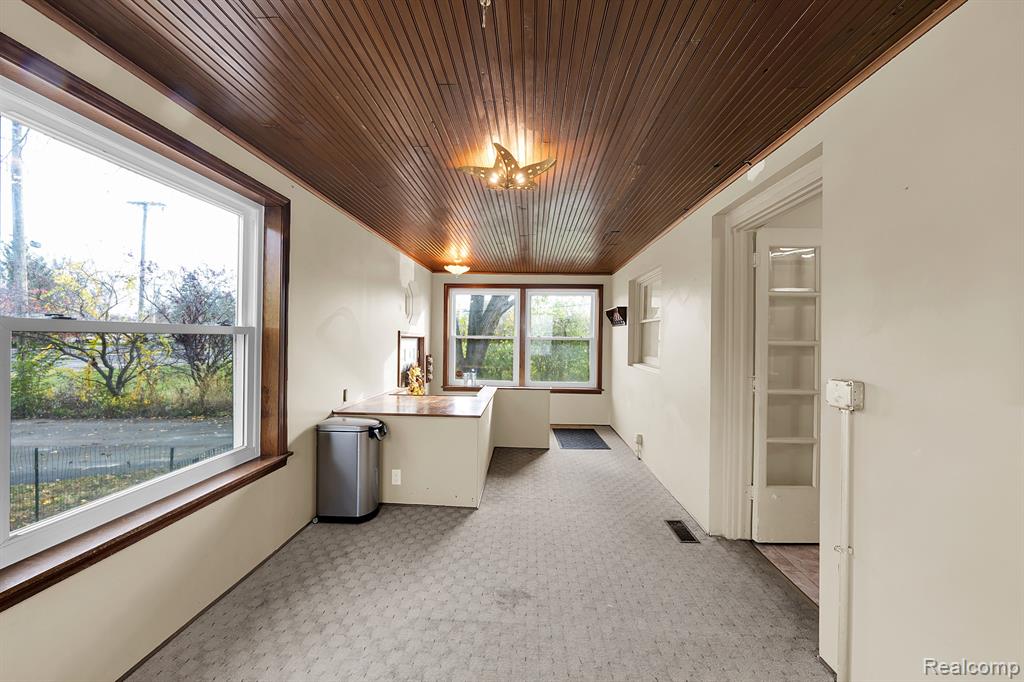 15410 Marilyn Avenue, Plymouth, MI 48170 — Photo 16