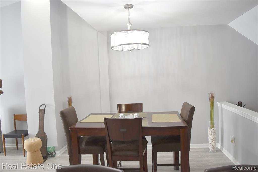 43513 Pendleton Circle, Sterling Heights, MI 48313 — Photo 5