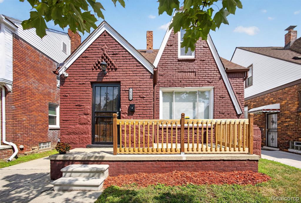 16230 Griggs Street, Detroit, MI 48221