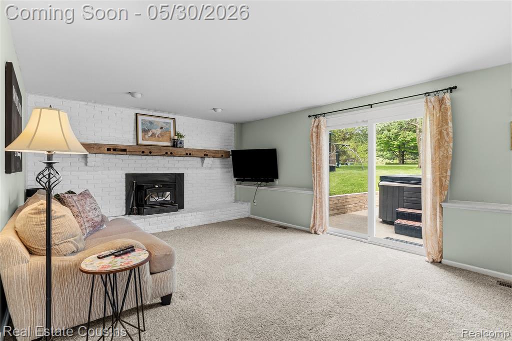 13435 Lakebrook Drive, Fenton, MI 48430 — Photo 14