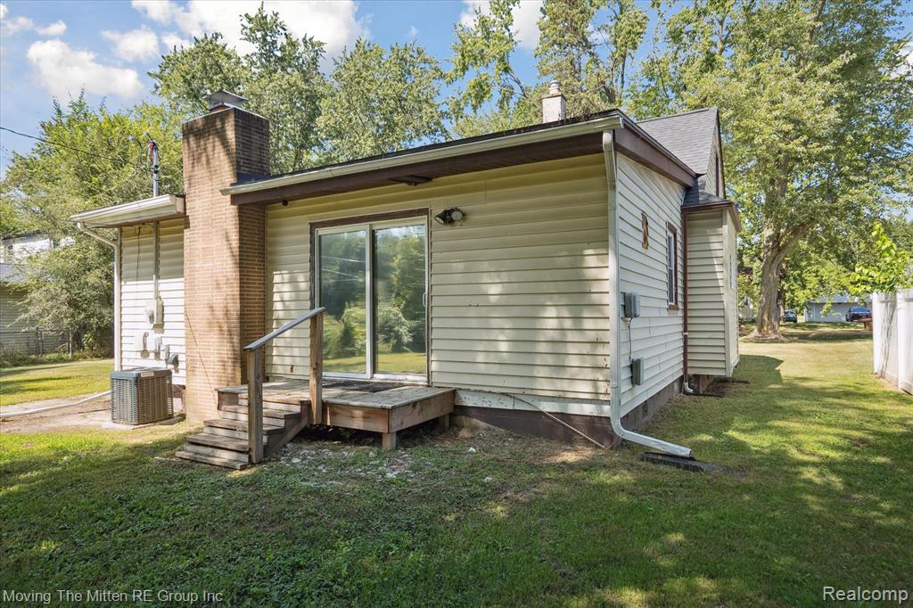 46695 Ayres Avenue, Belleville, MI 48111 — Photo 33