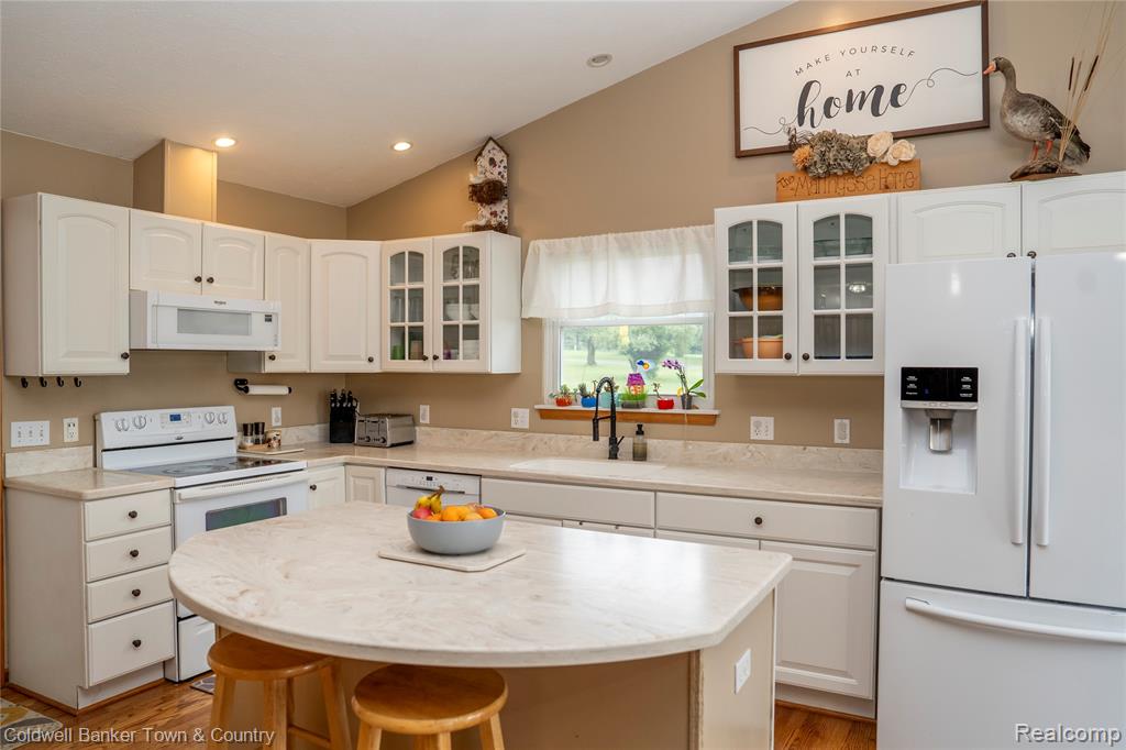 4152 Emily Court, Howell, MI 48843 — Photo 7
