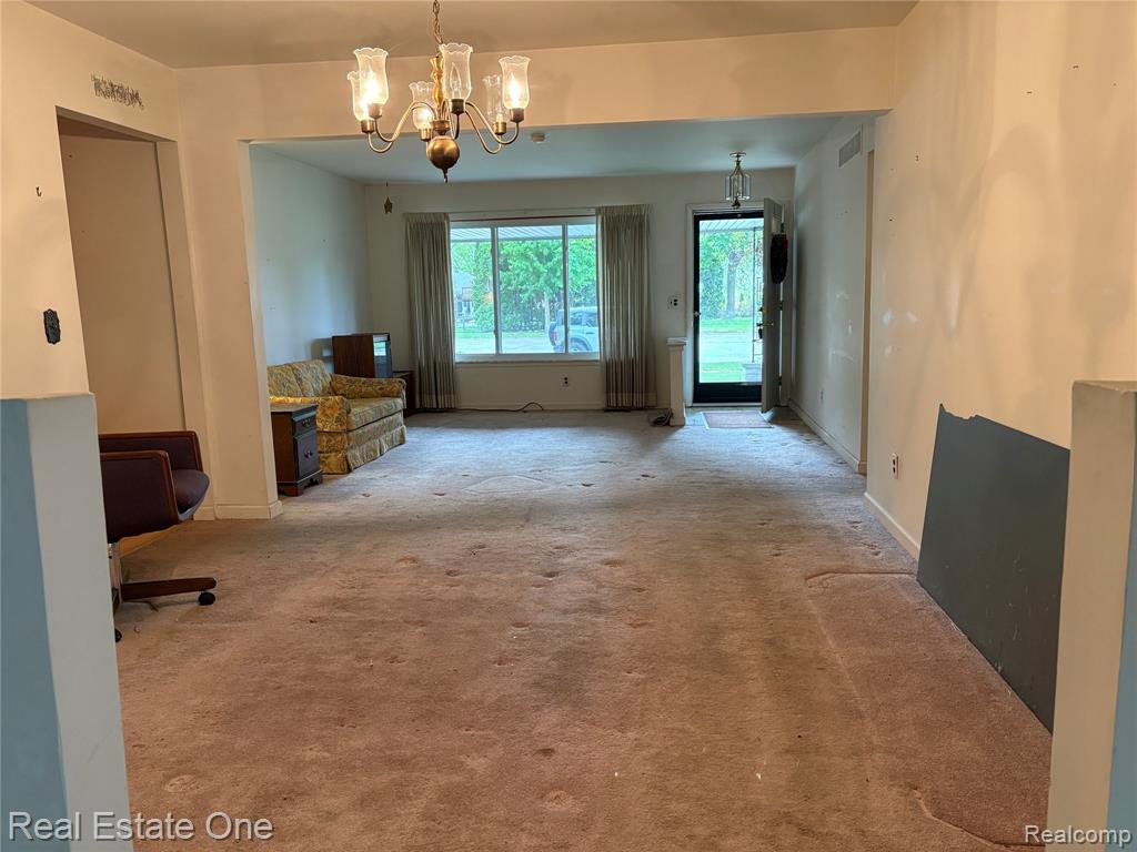 4836 Alton Court, Troy, MI 48085 — Photo 3