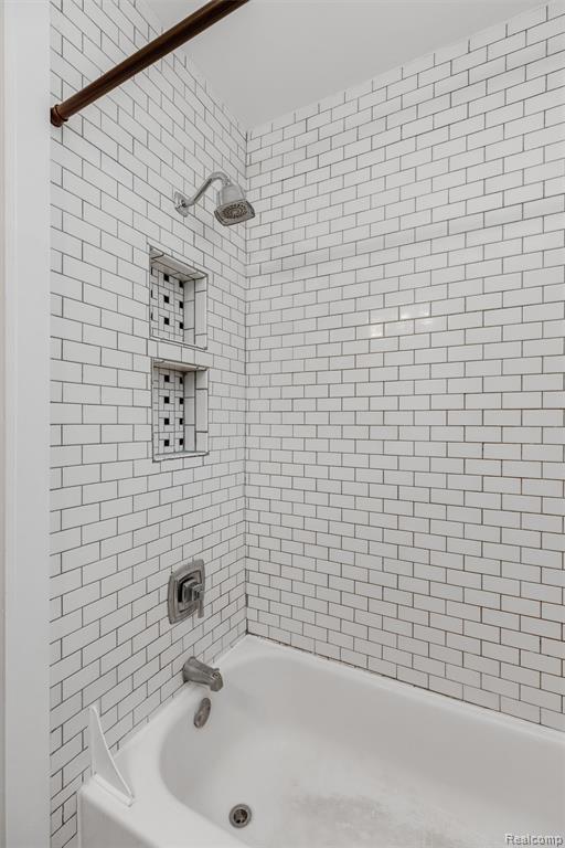 912 N Edison Avenue, Royal Oak, MI 48067 — Photo 12