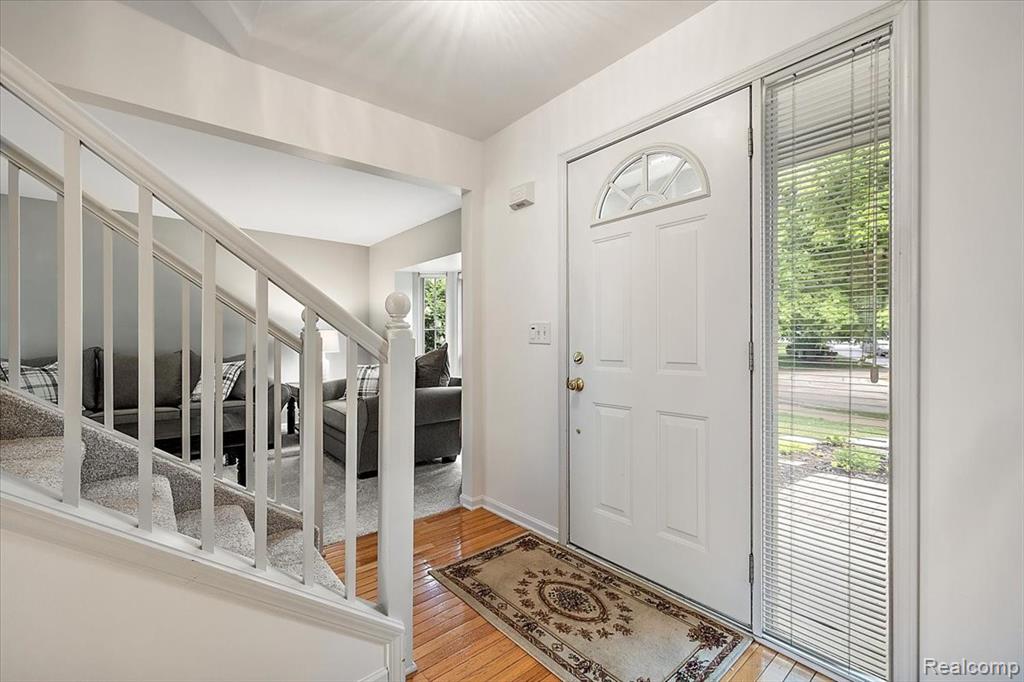 437 Cherry Hills Court, Oxford, MI 48371 — Photo 12