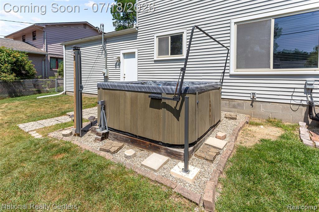9175 Pennfield Avenue, White Lake, MI — Photo 31