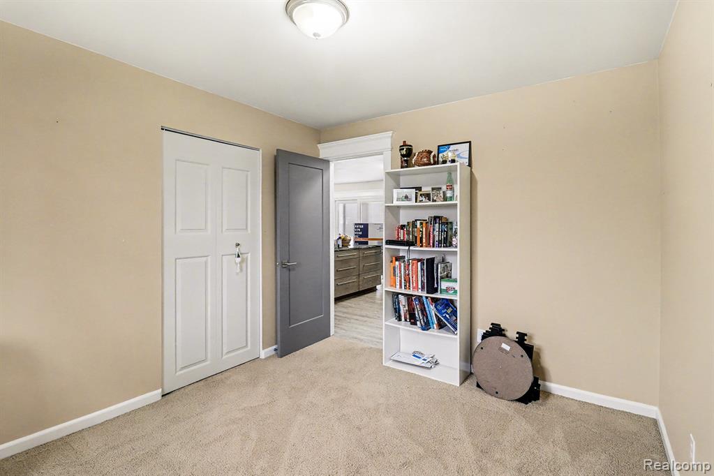 6561 Bennett Lake Road, Fenton, MI 48430 — Photo 13