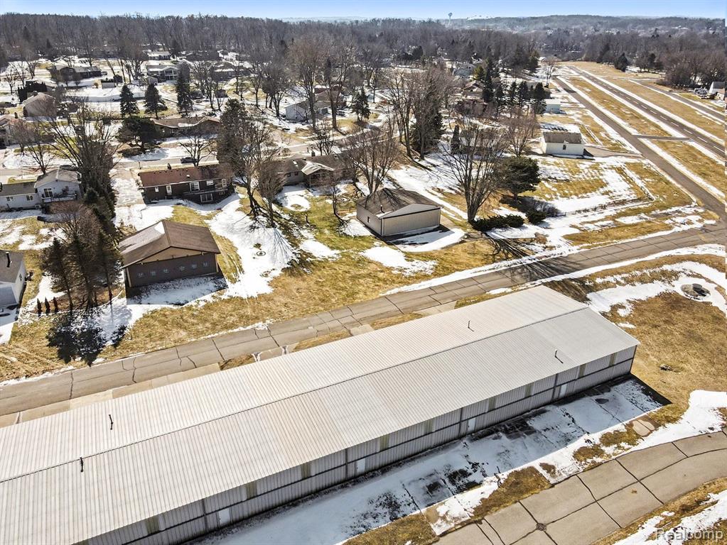 8783 SKYLANE Drive, Brighton, MI 48114 — Photo 30