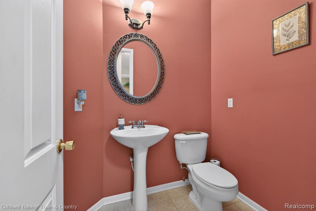 26974 Debiasi Drive, Romulus, MI 48174 — Photo 9