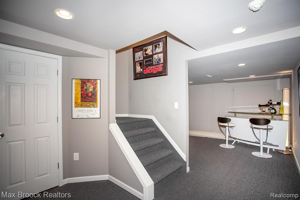 6817 Woodcrest Drive, Troy, MI 48098 — Photo 49