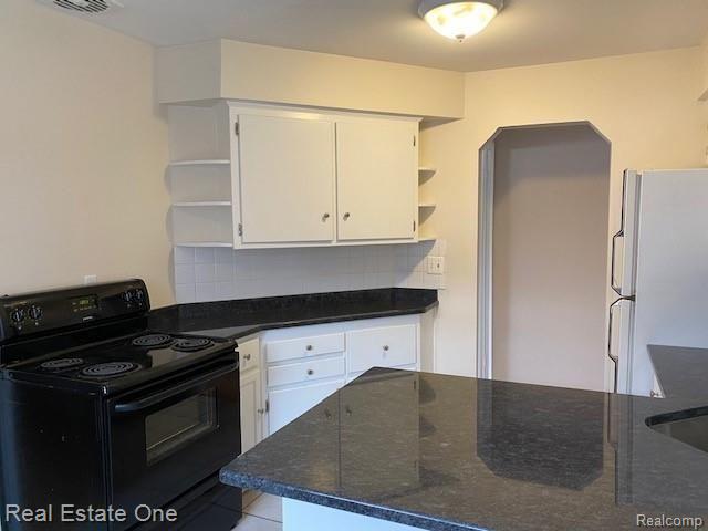 627 BUTTERNUT Avenue, Royal Oak, MI 48073 — Photo 10