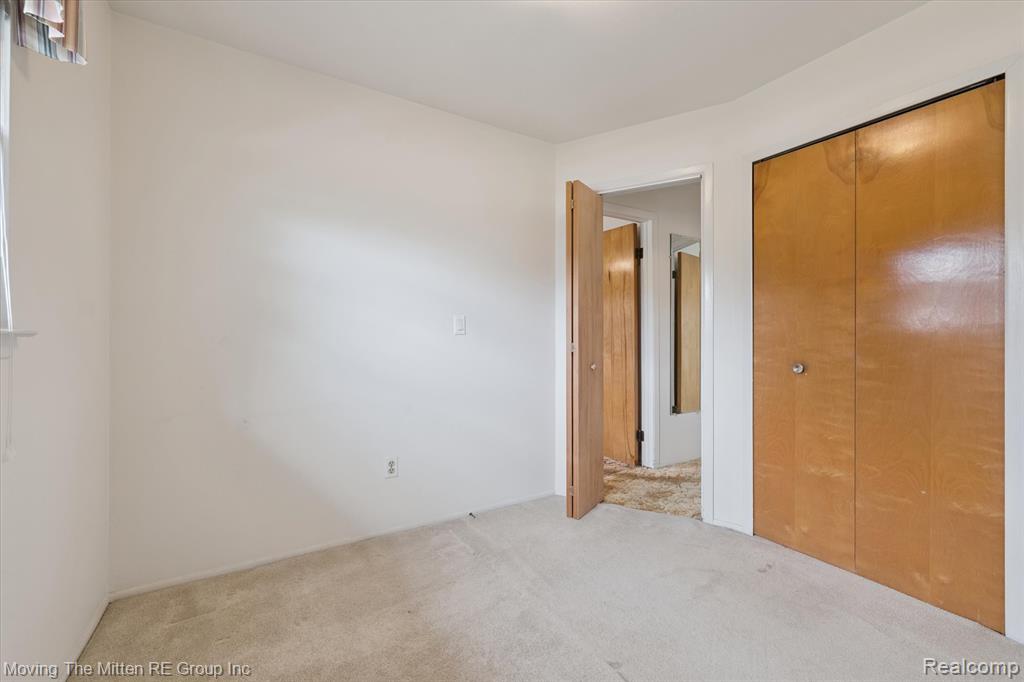 6484 Huntleigh Street, Garden City, MI — Photo 26
