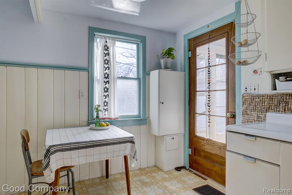 8503 Colgate Street, Oak Park, MI 48237 — Photo 24