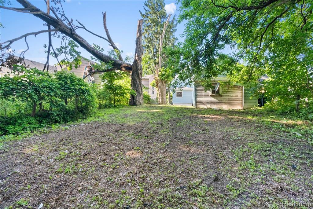 726 W Willow Street, Lansing, MI 48906 — Photo 31