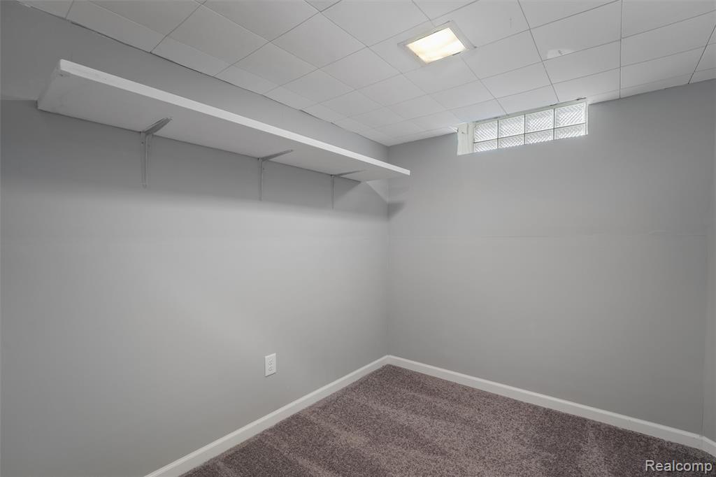 7637 Melvin Avenue, Westland, MI — Photo 25