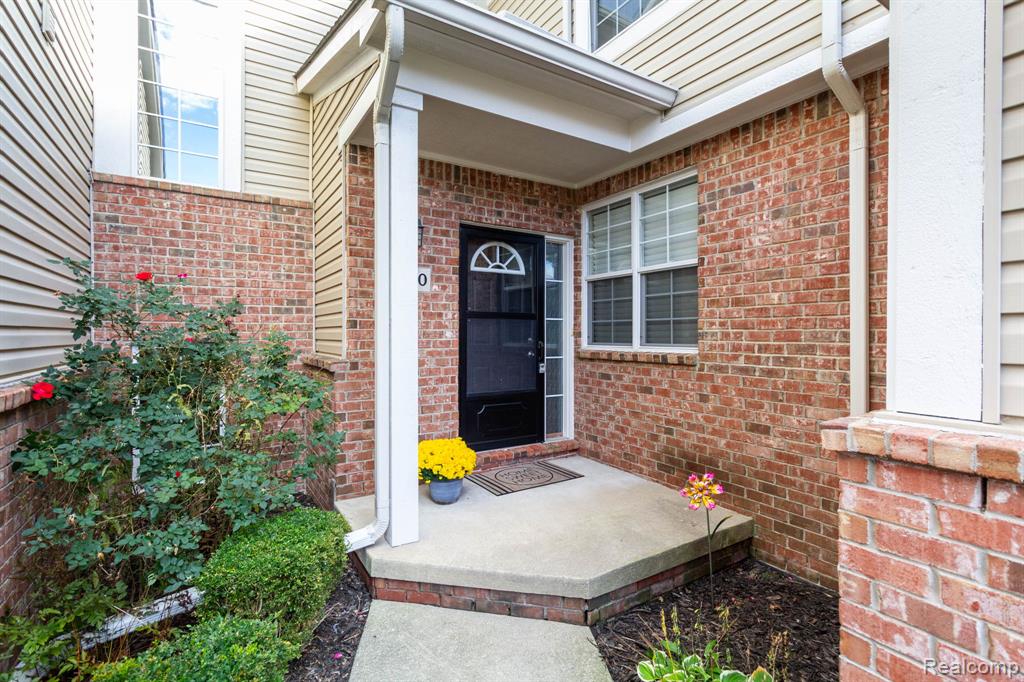 4370 Bennett Park Circle, Troy, MI 48085 — Photo 2
