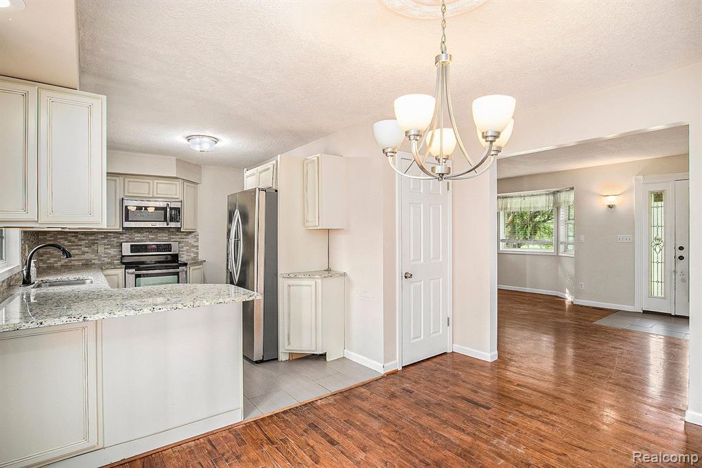 5974 W OREGON Road, Lapeer, MI 48446 — Photo 9