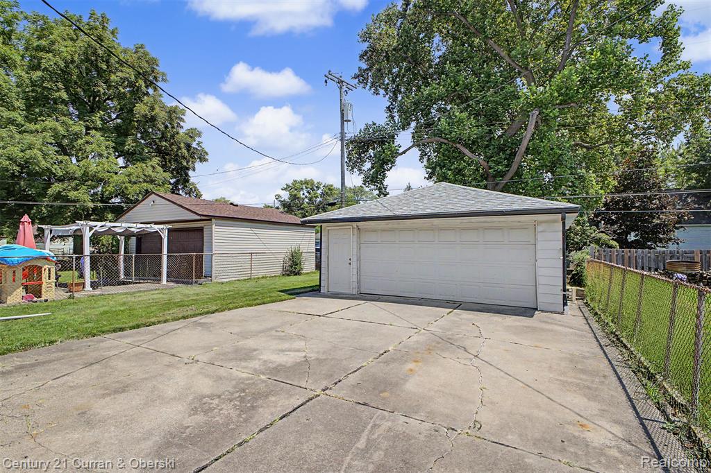 5375 Mayfair Street, Dearborn Heights, MI 48125 — Photo 27