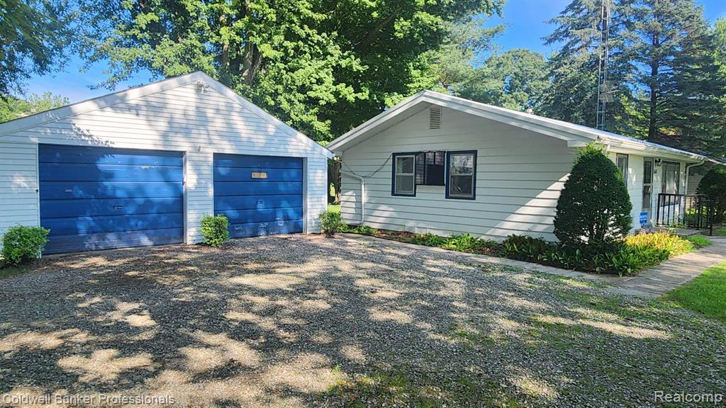 5847 N Lapeer Road, North Branch, MI 48461 — Photo 21