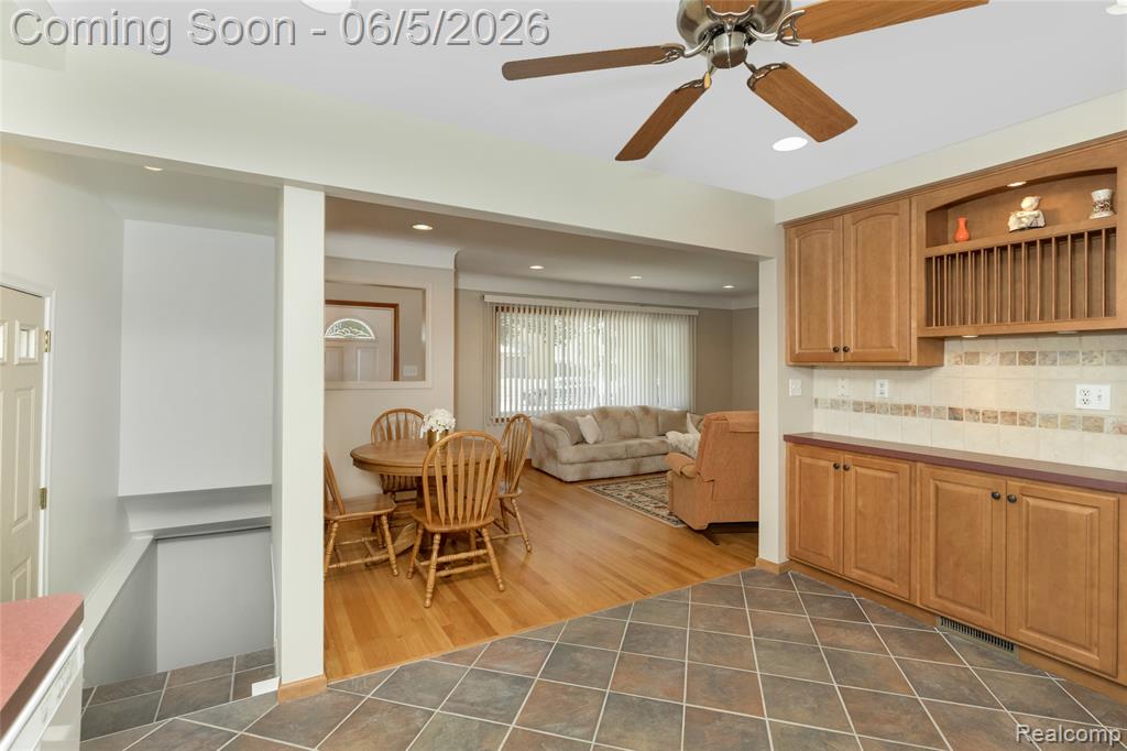 8422 Niver Avenue, Allen Park, MI 48101 — Photo 12