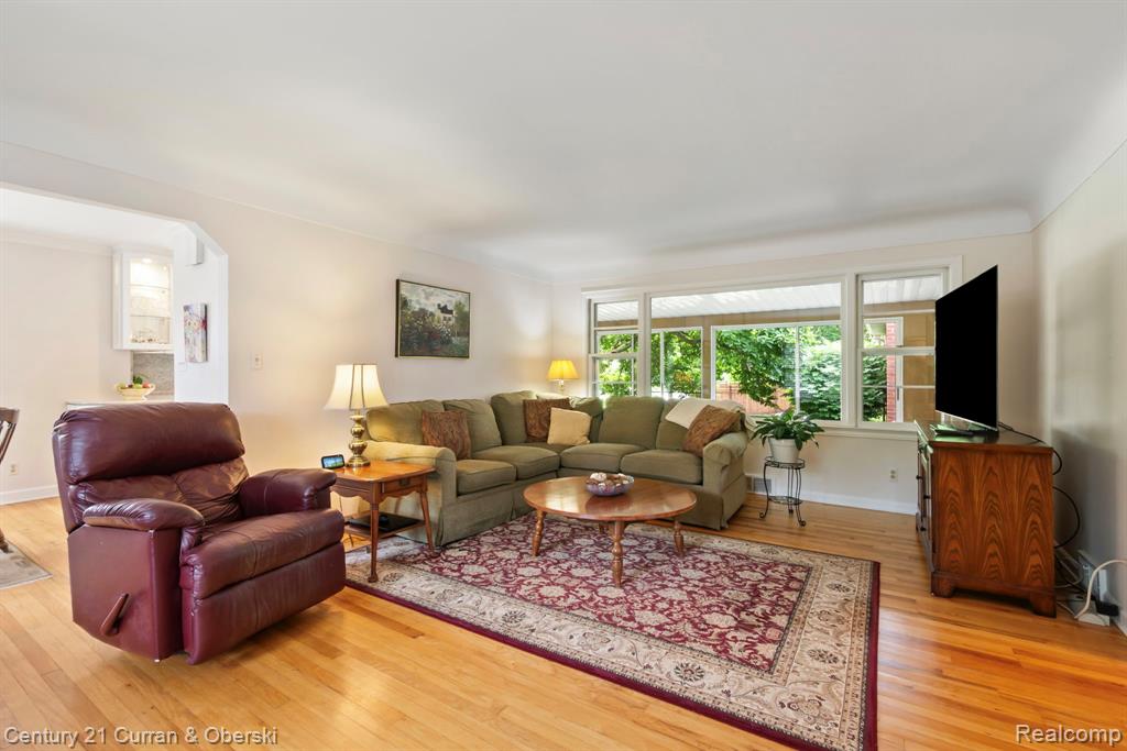 551 N Evergreen Street, Plymouth, MI 48170 — Photo 10