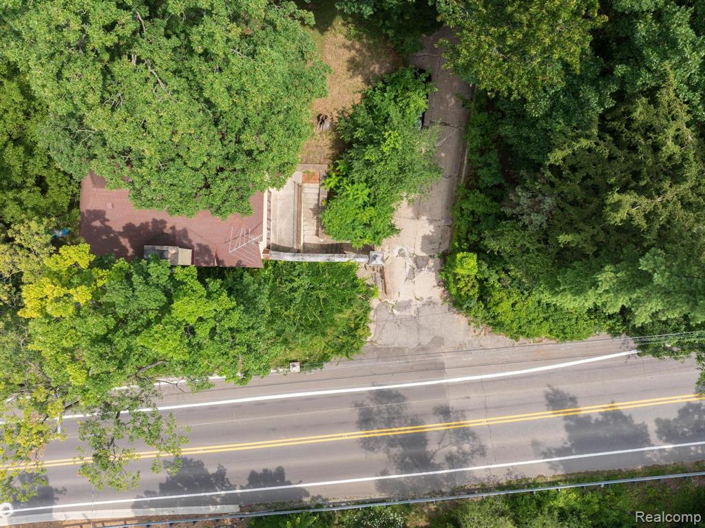730 Indianwood Road, Lake Orion, MI 48362 — Photo 7