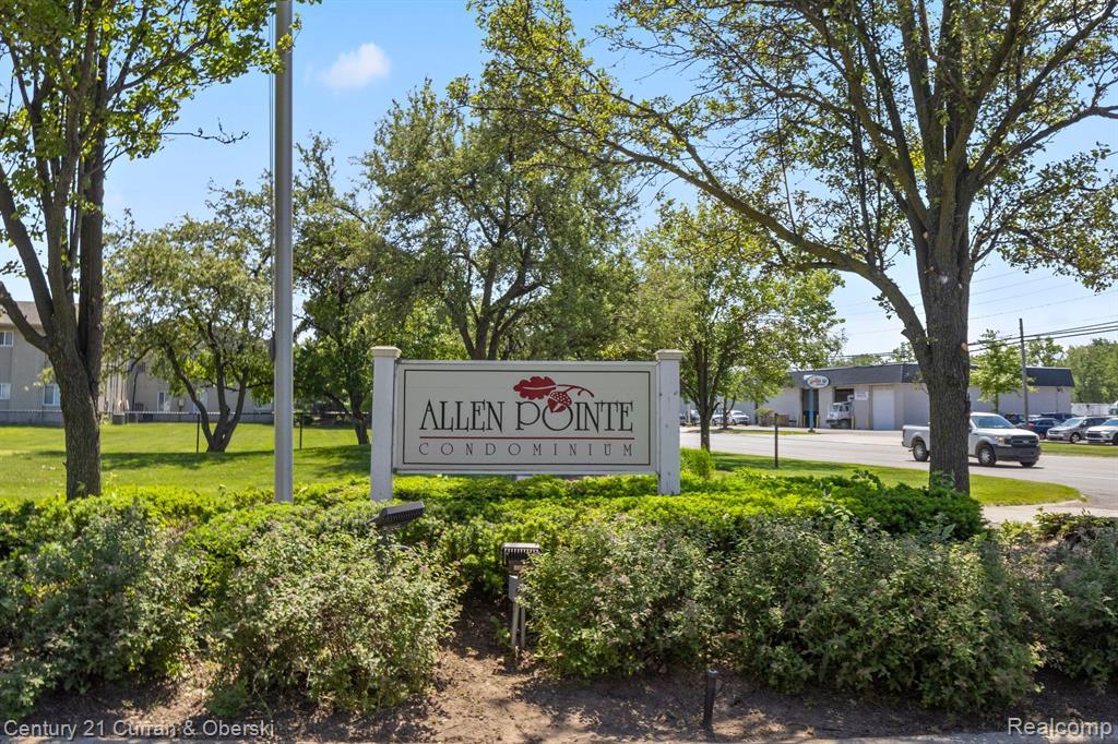 10021 Allen Pointe Drive, 83, Allen Park, MI 48101 — Photo 2
