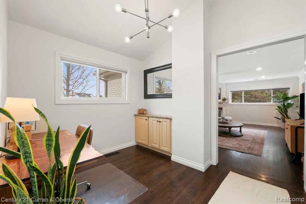 21412 Holmbury Road, Northville, MI 48167 — Photo 13